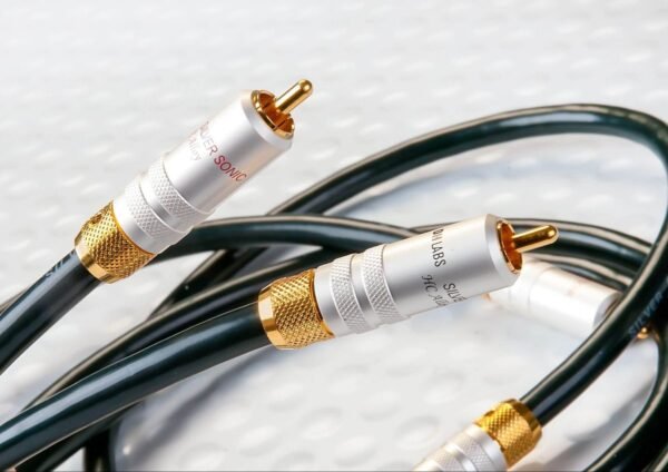 DH LABS AIR MATRIX Interconnect - Pair -RCA