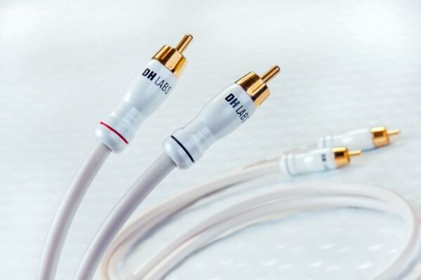 DH LABS WHITE LIGHTNING Interconnect - 1.0 M Pair